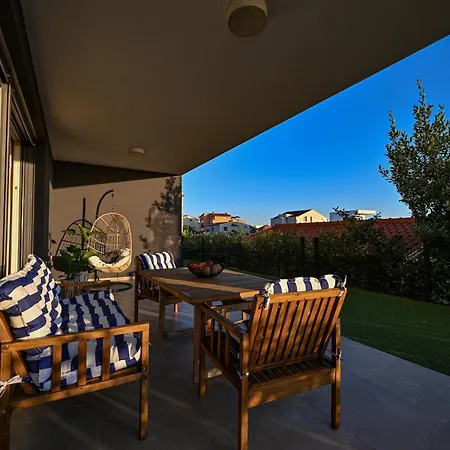 公寓 Sea Whisper 扎达尔