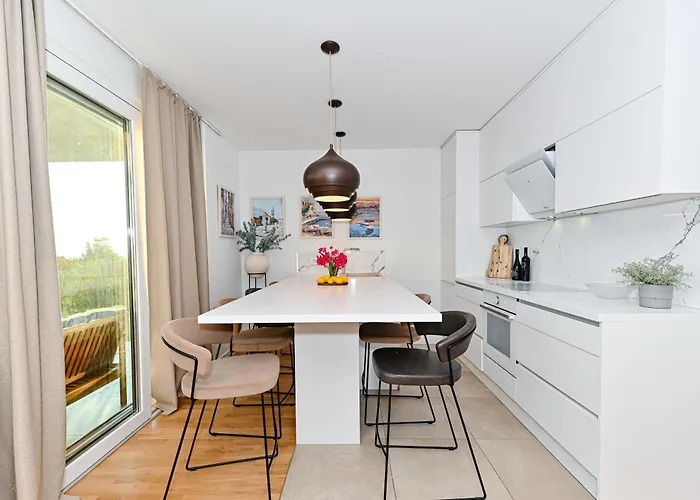 Apartment Sea Whisper *