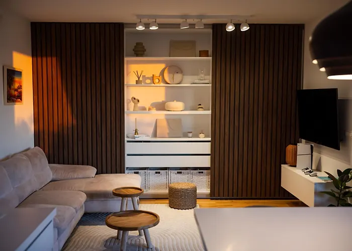 Apartment Sea Whisper